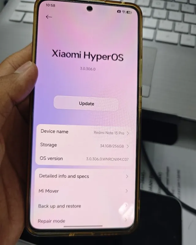 Redmi Note 13 Pro running Xiaomi HyperOS